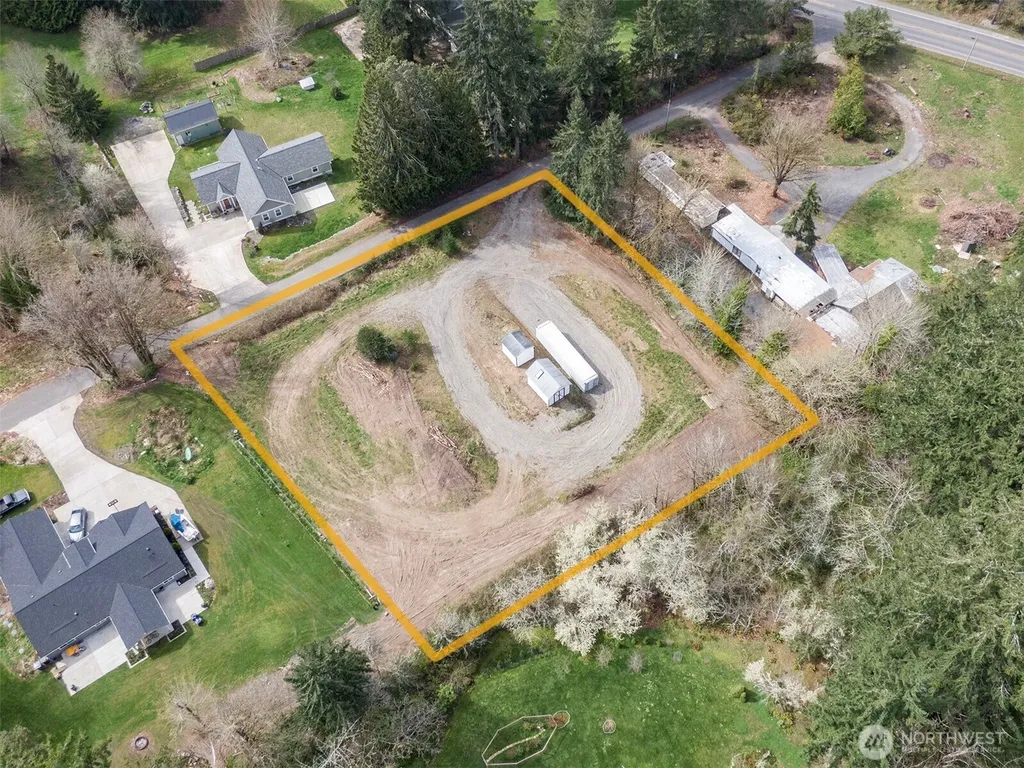 17227 4th Avenue NW Lakebay WA 98349