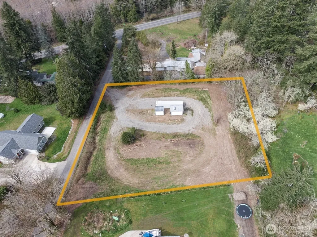 17227 4th Avenue NW Lakebay WA 98349