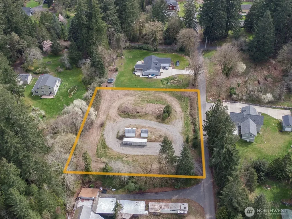 17227 4th Avenue NW Lakebay WA 98349