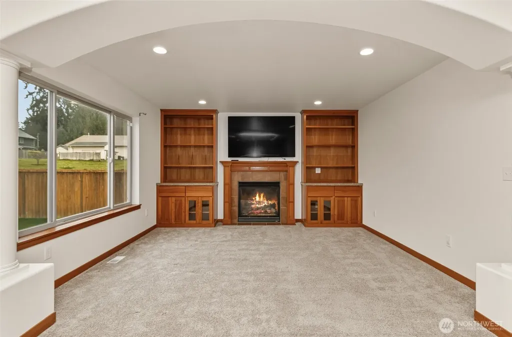 18915 42nd Drive NE Arlington WA 98223