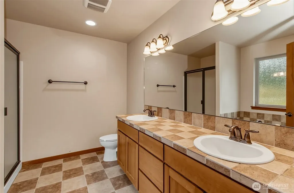 18915 42nd Drive NE Arlington WA 98223