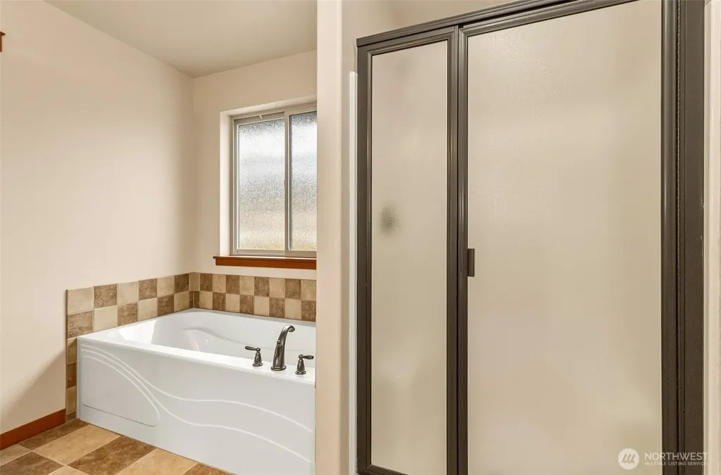 18915 42nd Drive NE Arlington WA 98223