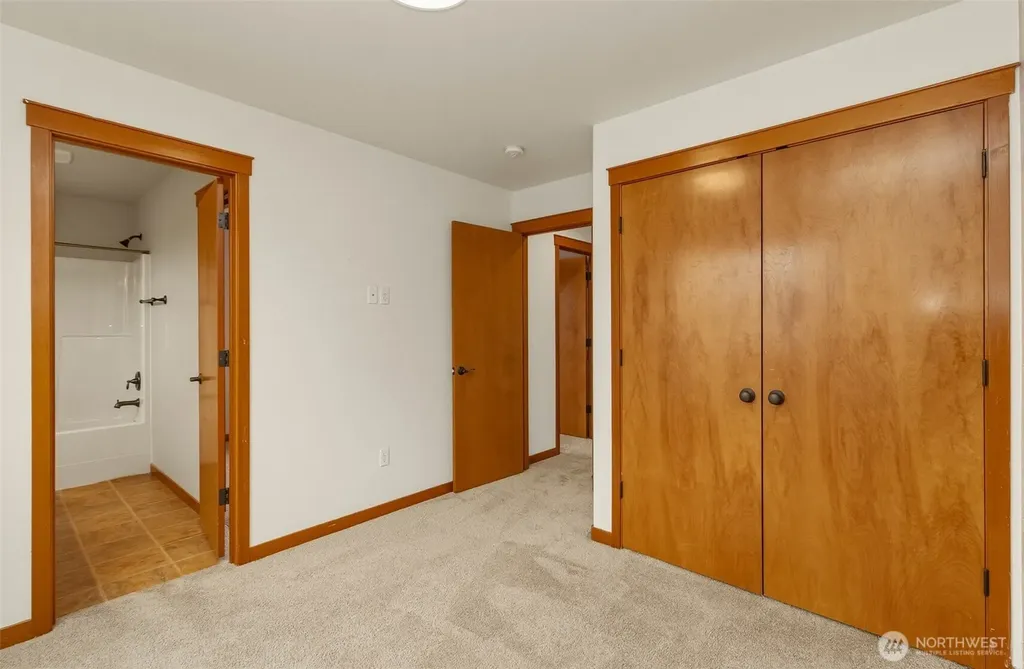 18915 42nd Drive NE Arlington WA 98223