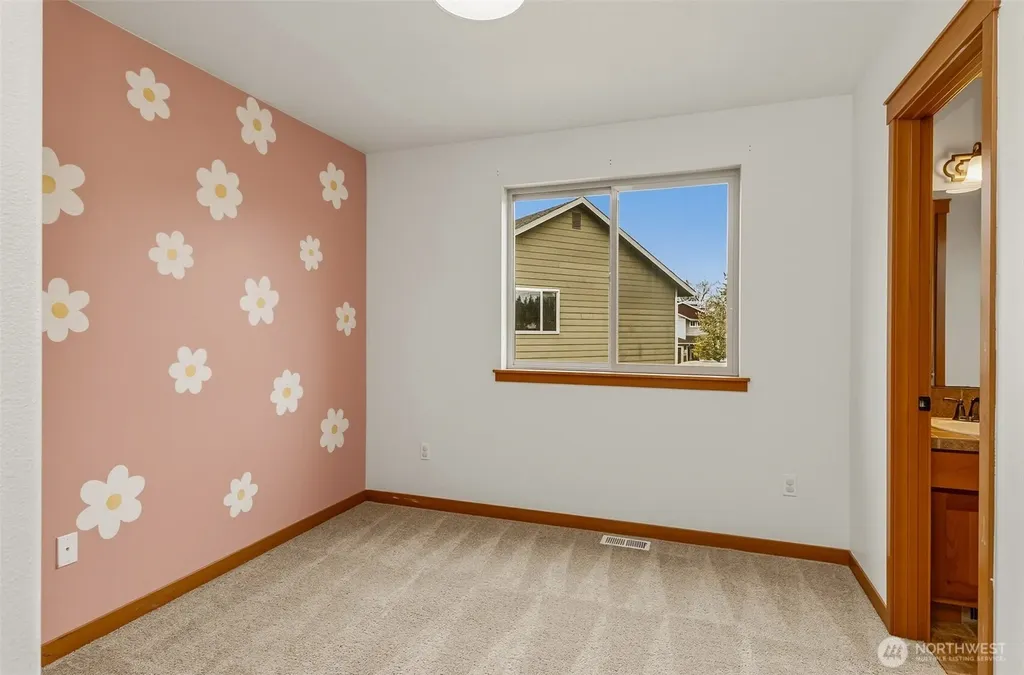 18915 42nd Drive NE Arlington WA 98223