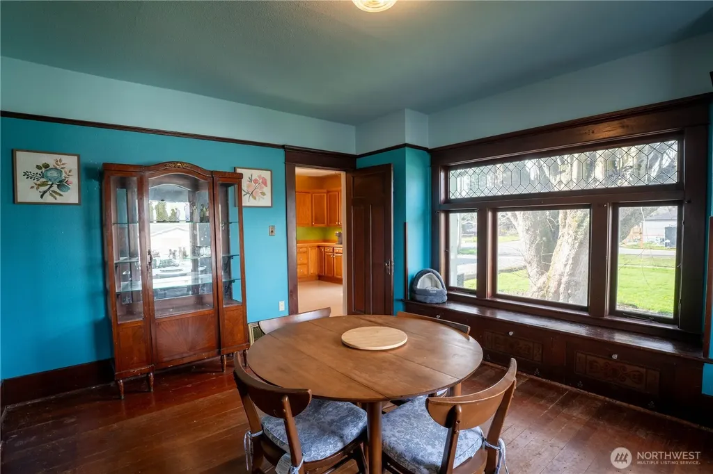 517 Lawson Street Sumas WA 98295