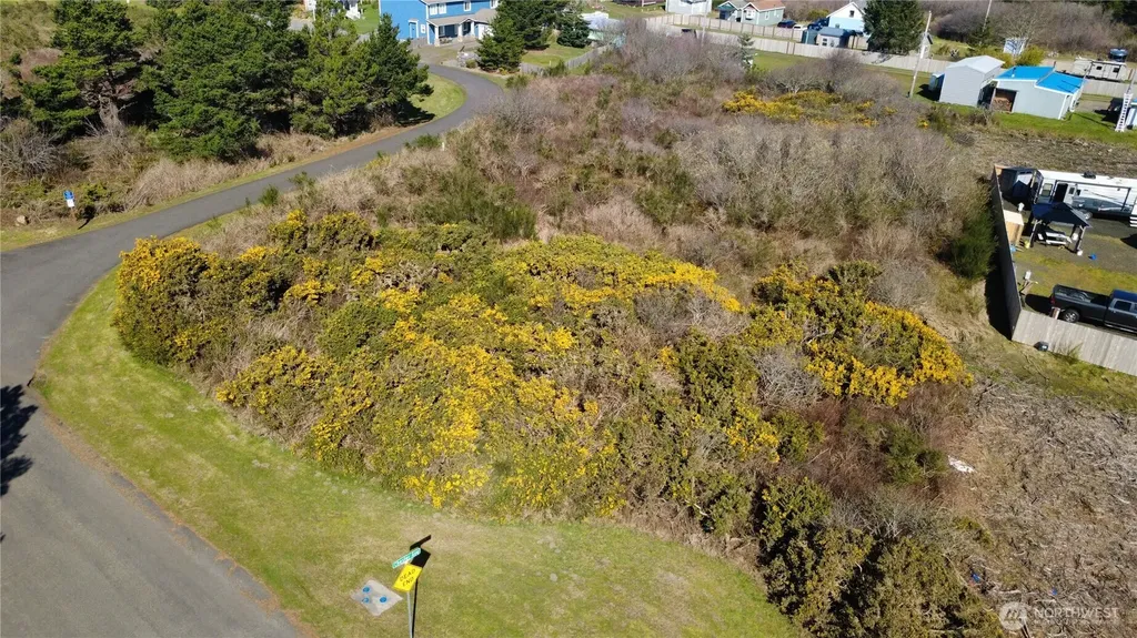 1 Francis Seamore Lane Grayland WA 98547