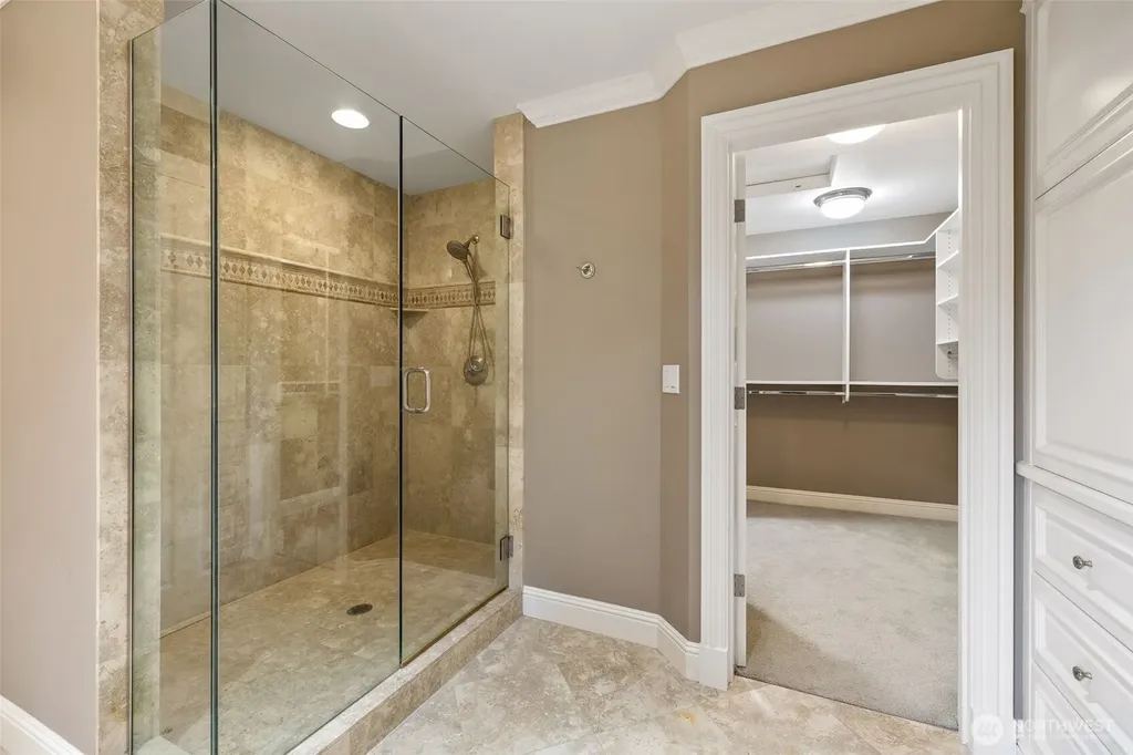 2753 204th Lane NE Sammamish WA 98074