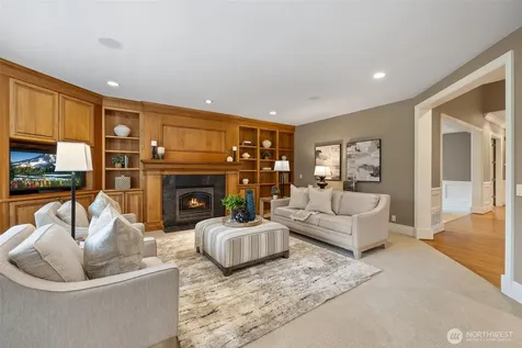 2753 204th Lane NE Sammamish WA 98074