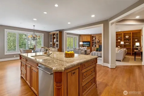 2753 204th Lane NE Sammamish WA 98074