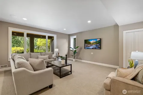 2753 204th Lane NE Sammamish WA 98074