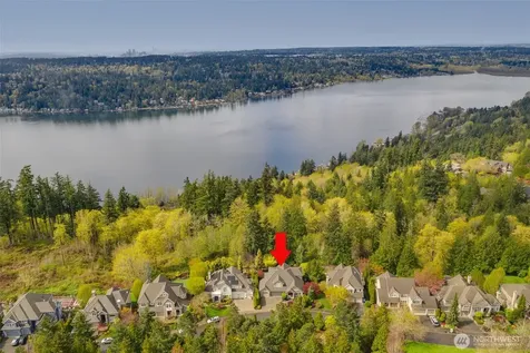 2753 204th Lane NE Sammamish WA 98074