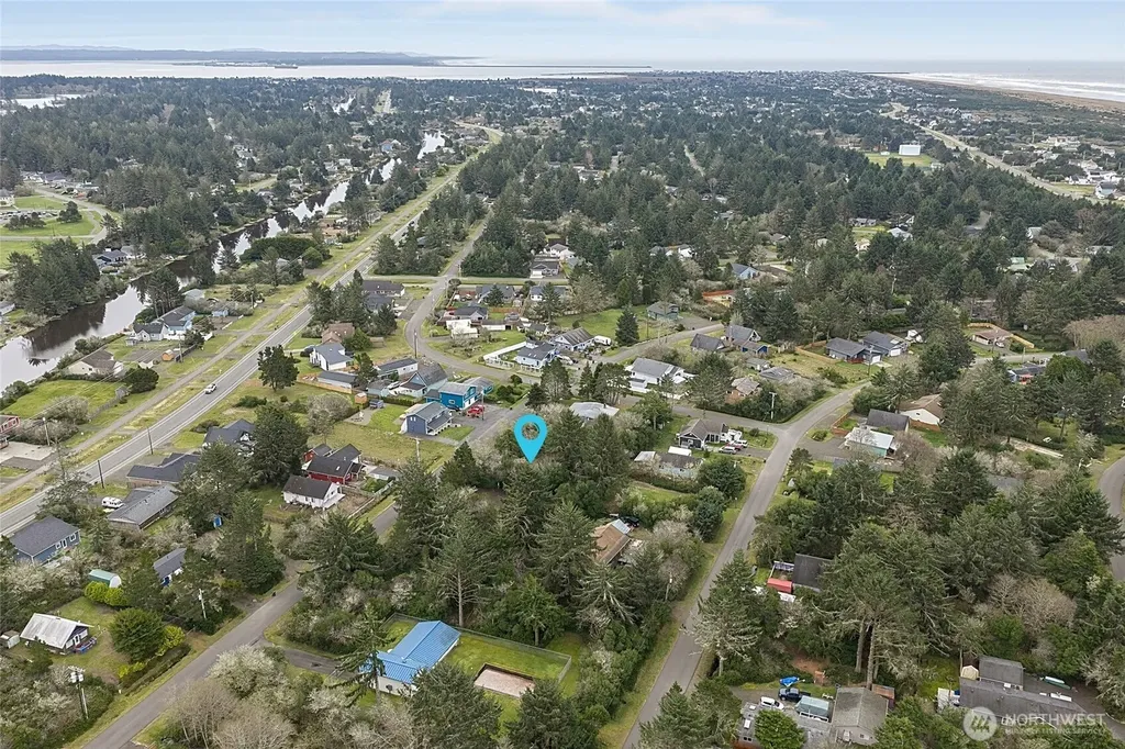 189 S Narwhal Loop SW Ocean Shores WA 98569