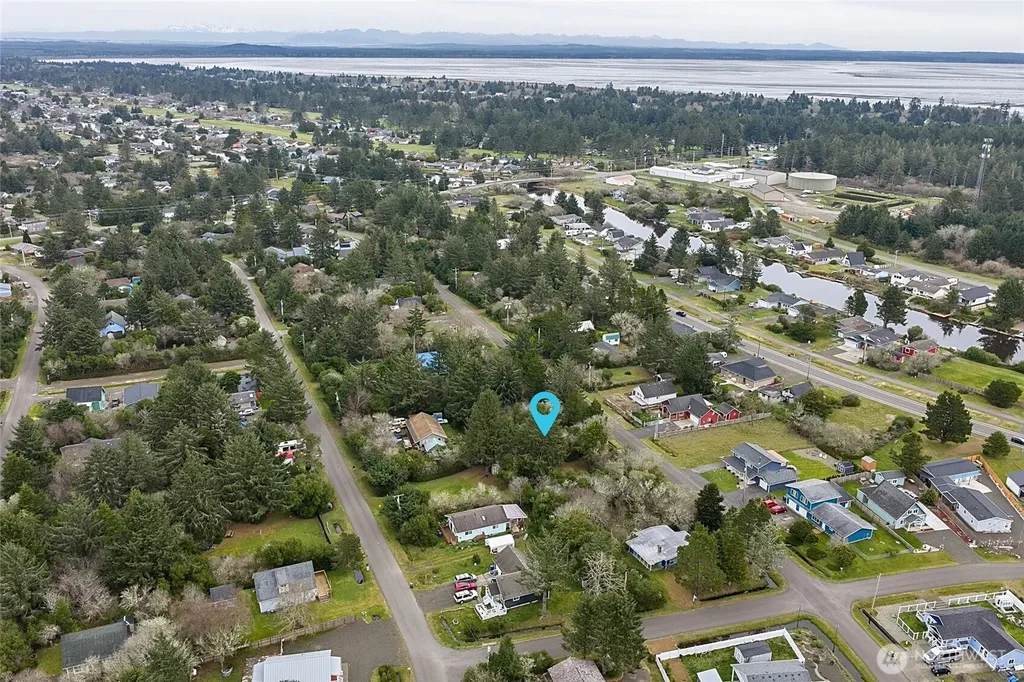 189 S Narwhal Loop SW Ocean Shores WA 98569