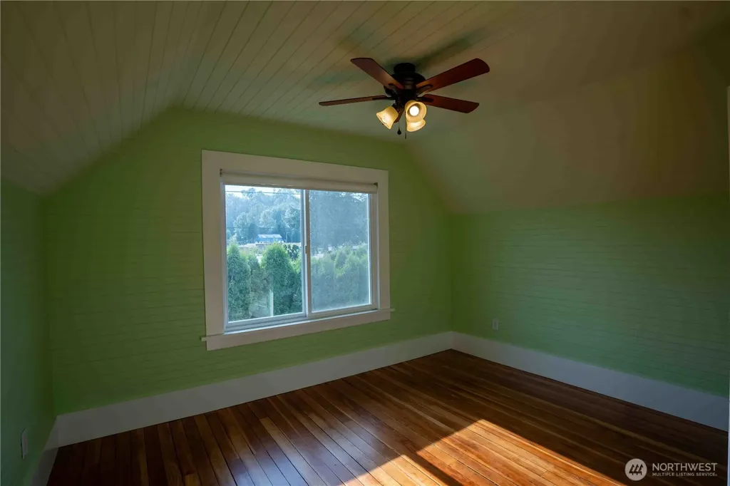 304 Sumas Avenue Sumas WA 98295