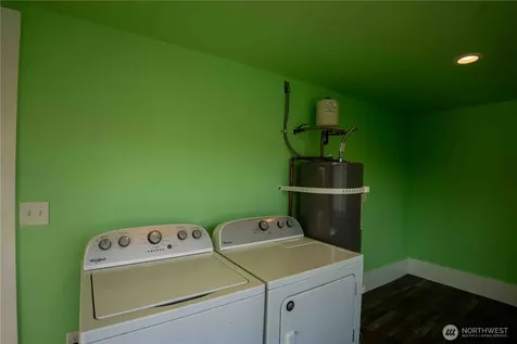 304 Sumas Avenue Sumas WA 98295