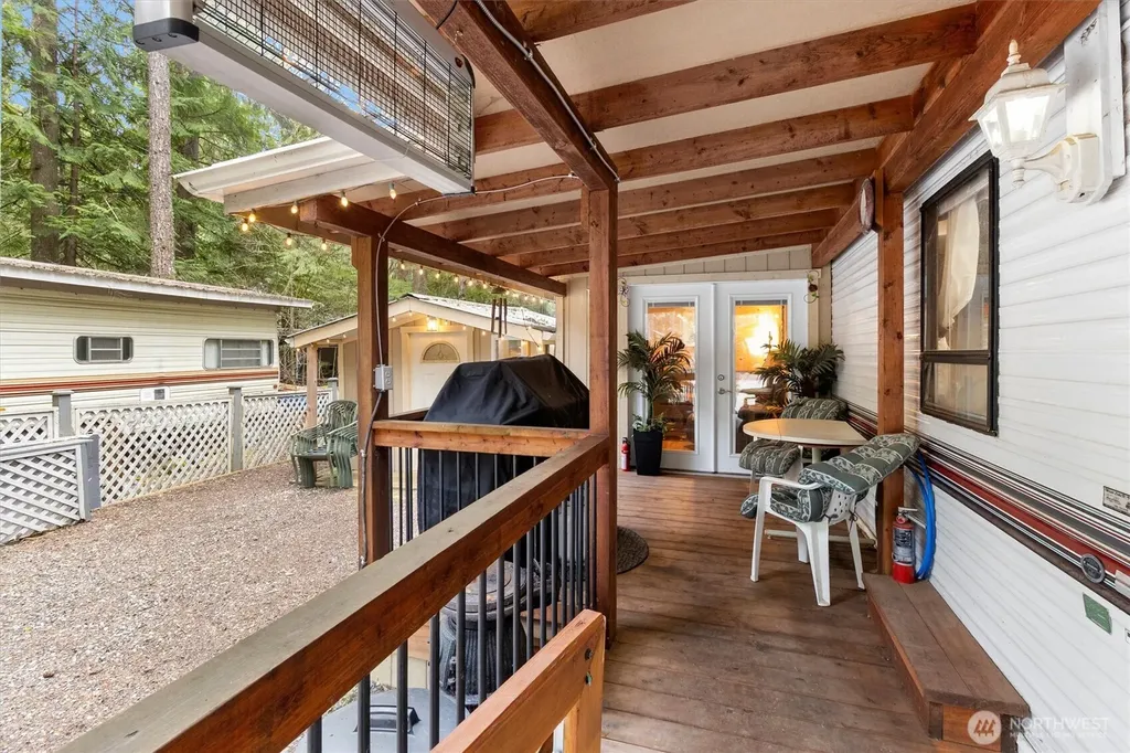 164 Chanterelle Drive Deming WA 98244