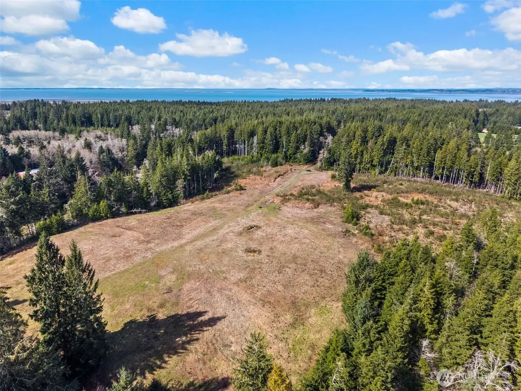75 Bear Meadows Lane Aberdeen WA 98520