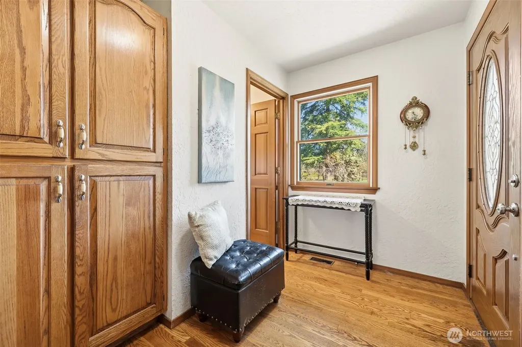 2723 Key Peninsula Highway SW Lakebay WA 98349