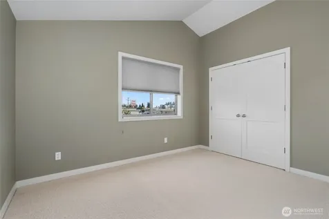 738 N 185th Street Shoreline WA 98133