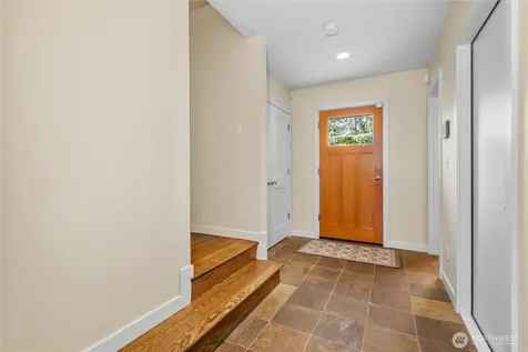 738 N 185th Street Shoreline WA 98133