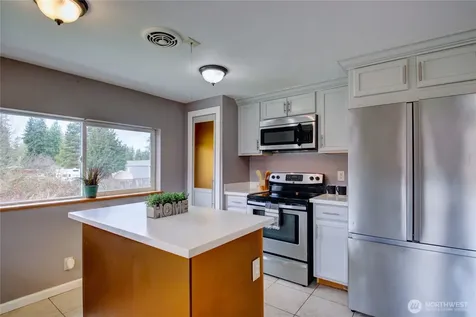 12513 8th Drive NW Marysville WA 98271