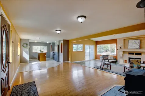 12513 8th Drive NW Marysville WA 98271