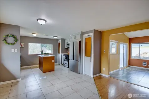 12513 8th Drive NW Marysville WA 98271