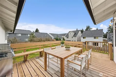 3810 180th St E Tacoma WA 98446