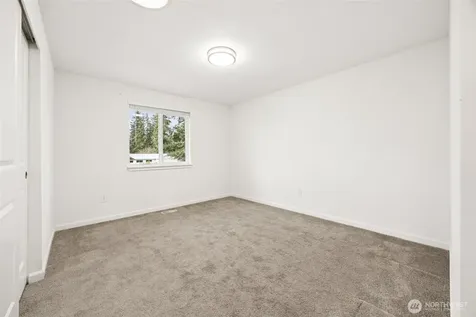 3810 180th St E Tacoma WA 98446