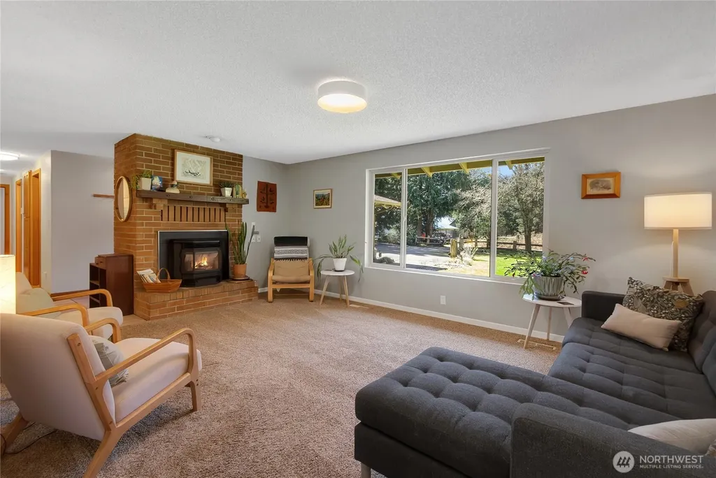 102 Crumb Road Morton WA 98356