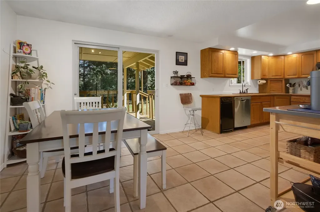 102 Crumb Road Morton WA 98356