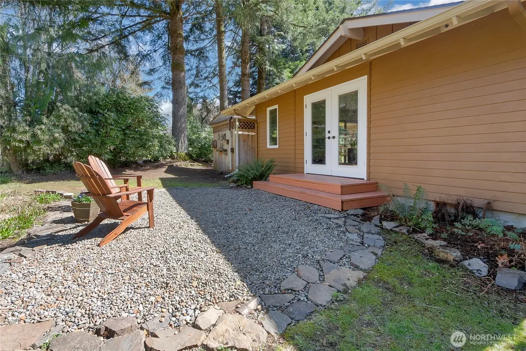 102 Crumb Road Morton WA 98356