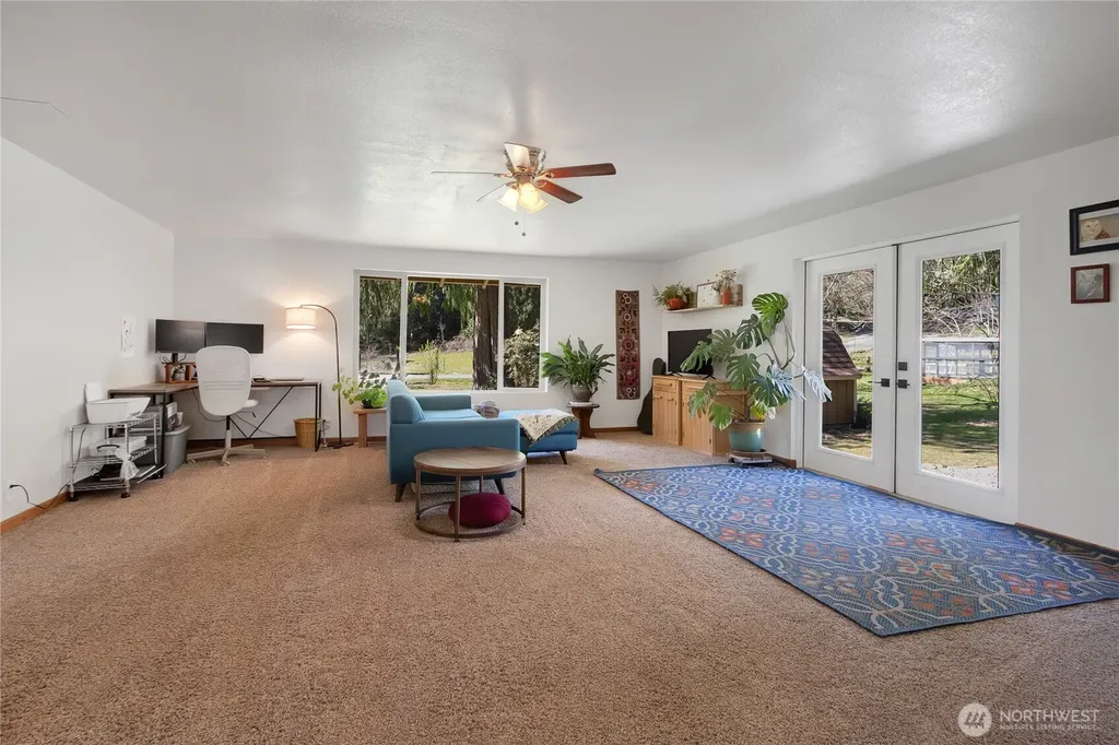 102 Crumb Road Morton WA 98356