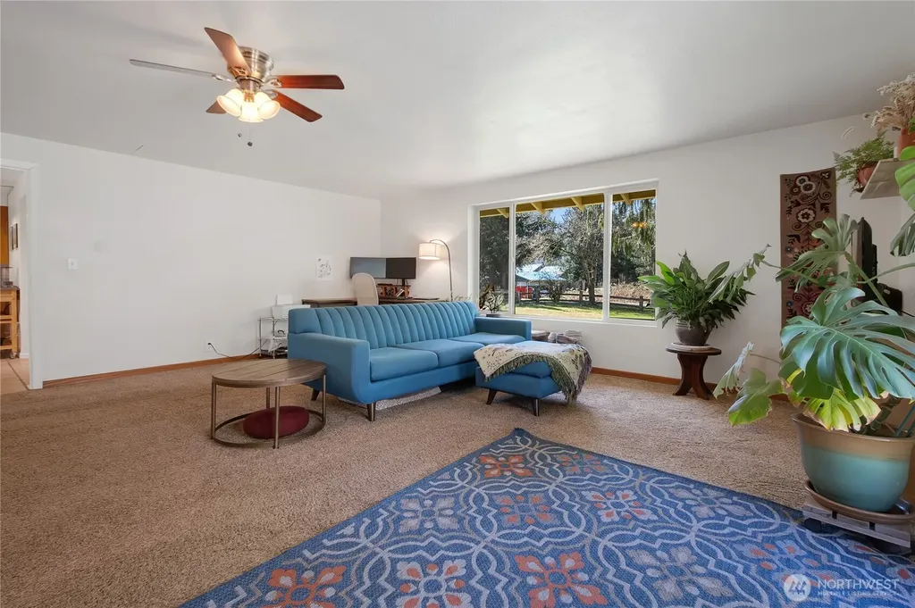 102 Crumb Road Morton WA 98356