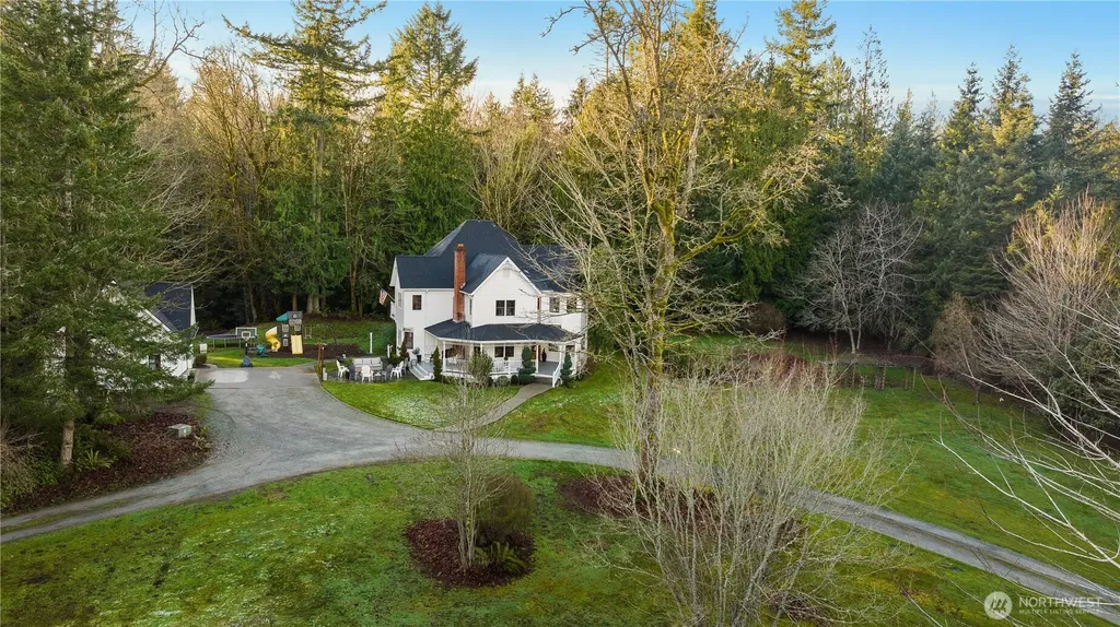 5528 226th Street NW Stanwood WA 98292