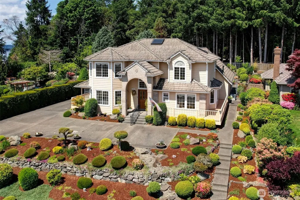 2907 Narrows Place Tacoma WA 98407
