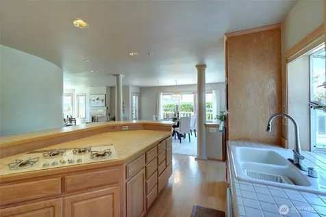 2907 Narrows Place Tacoma WA 98407