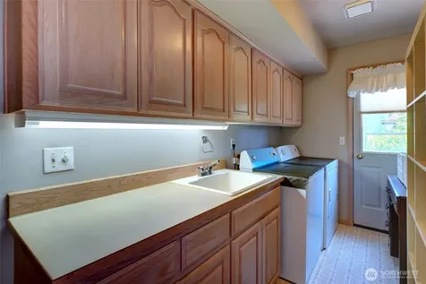 2907 Narrows Place Tacoma WA 98407