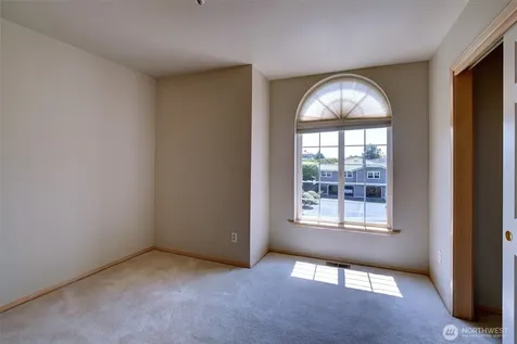 2907 Narrows Place Tacoma WA 98407