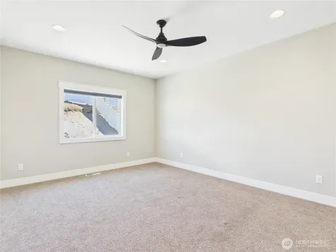 925 N Macaw Avenue East Wenatchee WA 98802