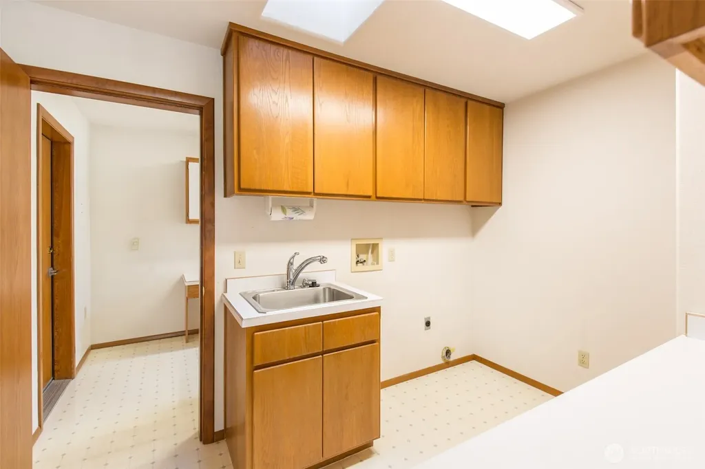 170 Hurricane Ridge Drive Sequim WA 98382