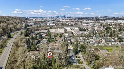 302 S Barton Street Seattle WA 98108