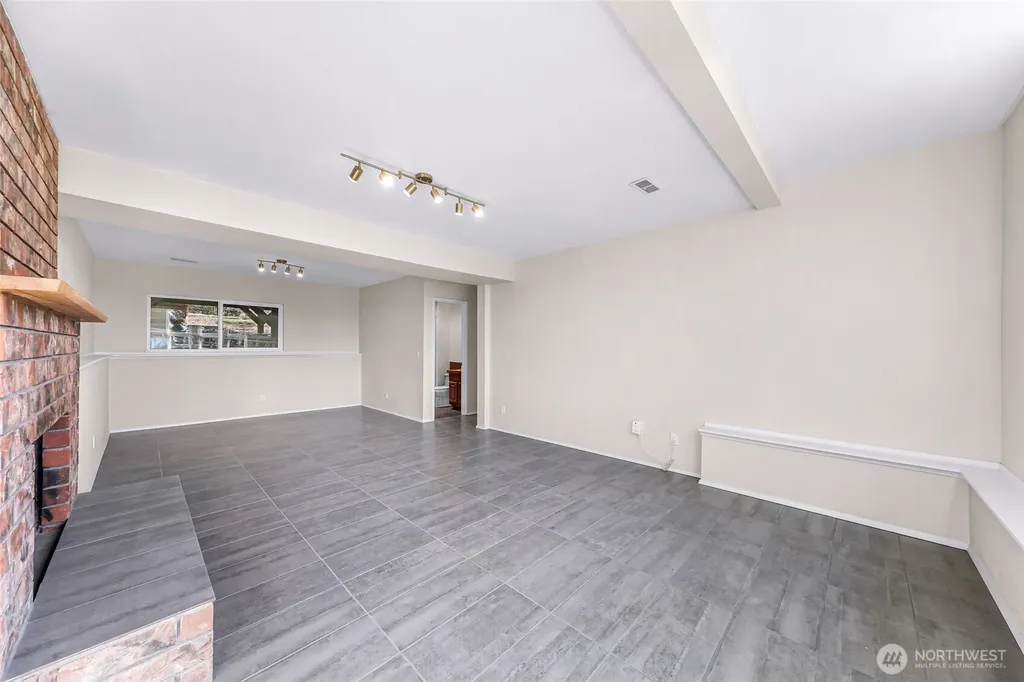 2832 St Clair Bellingham WA 98226