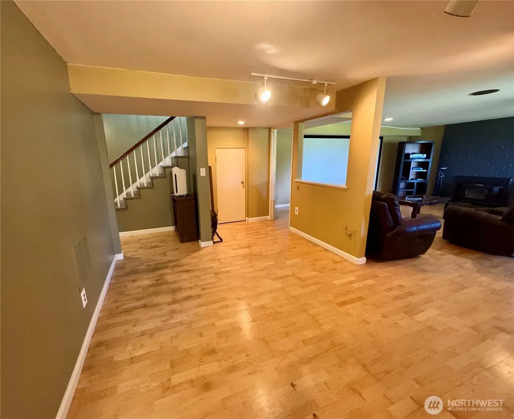 15625 11th Avenue NE Arlington WA 98223