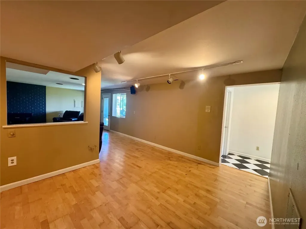 15625 11th Avenue NE Arlington WA 98223
