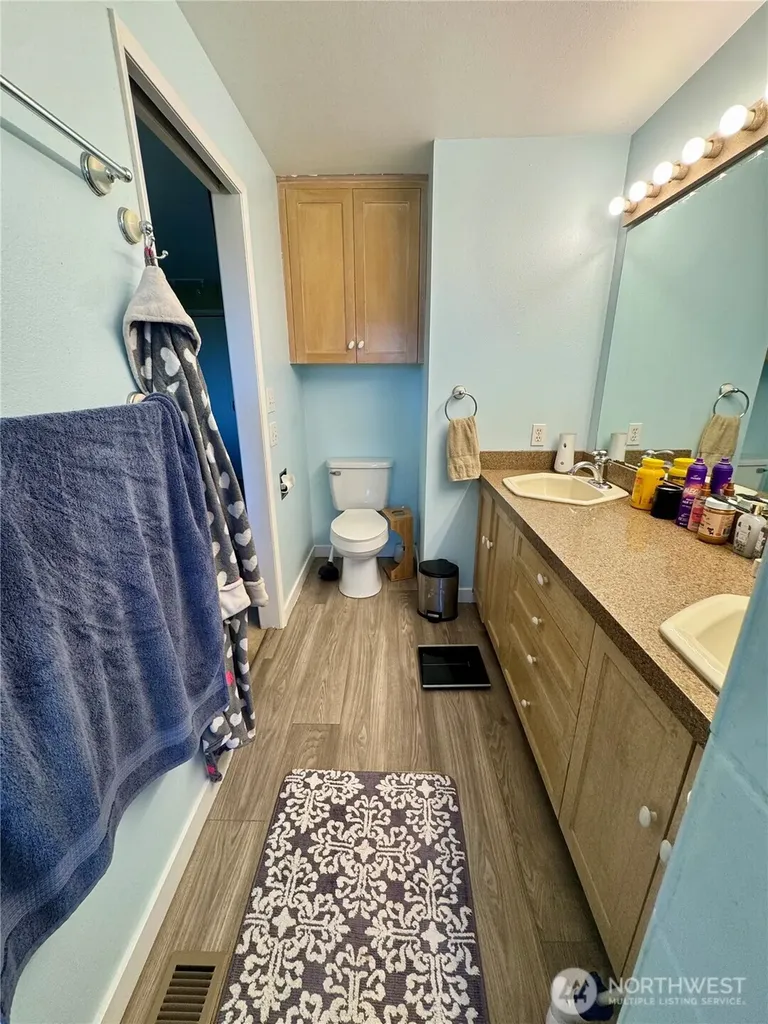 15625 11th Avenue NE Arlington WA 98223
