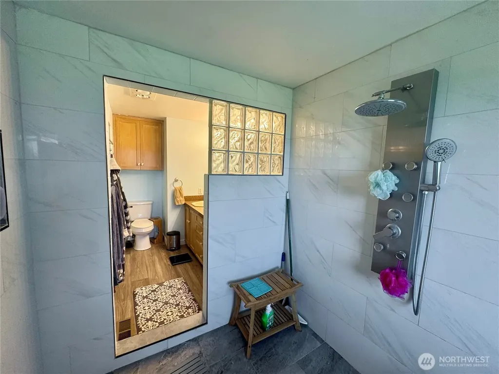 15625 11th Avenue NE Arlington WA 98223