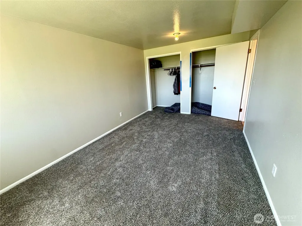 15625 11th Avenue NE Arlington WA 98223