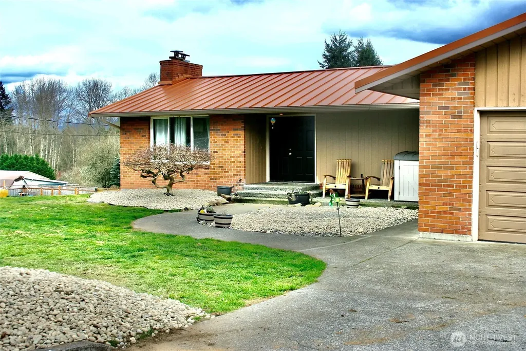 15625 11th Avenue NE Arlington WA 98223