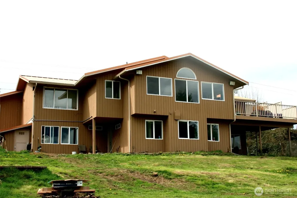 15625 11th Avenue NE Arlington WA 98223